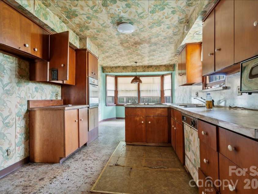 1444 Society Hill Road, Darlington, SC 29540.  MLS# CAR4374686, YatesRealty ID 19656. 