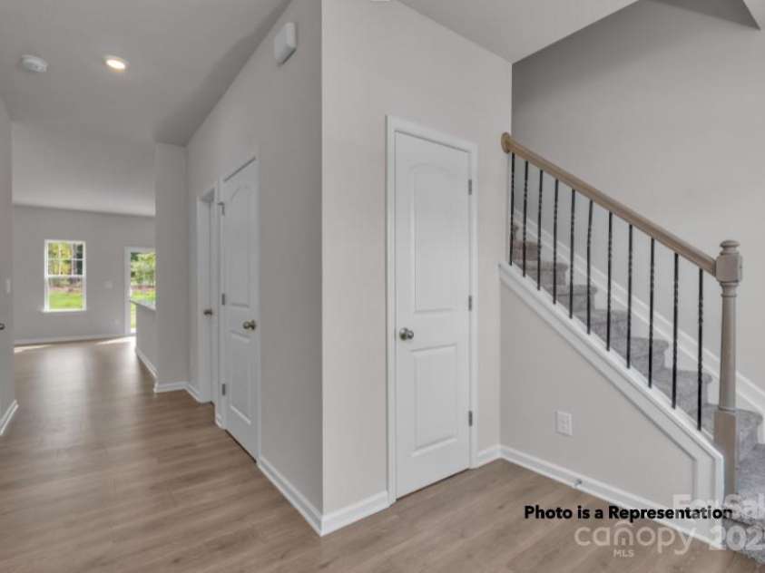 5153 Tommy Lane, Stanley, NC 28164.  MLS# CAR4257083, YatesRealty ID 19656. Autumn Brook Townhomes Norway Foyer