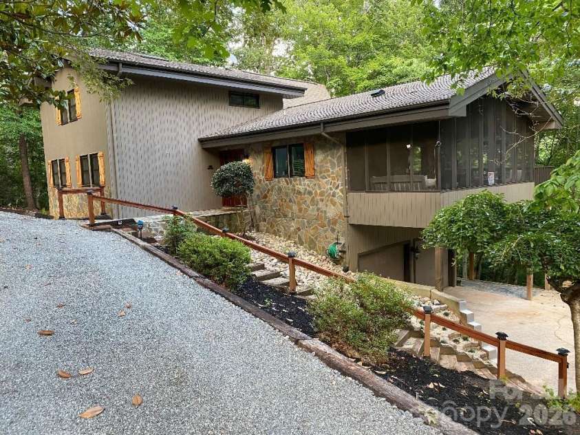 394 Jonathan Lane, Lake Lure, NC 28746.  MLS# CAR4366415, YatesRealty ID 19657. 