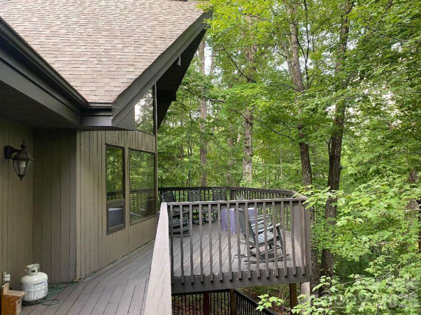 394 Jonathan Lane, Lake Lure, NC 28746.  MLS# CAR4366415, YatesRealty ID 19657. 