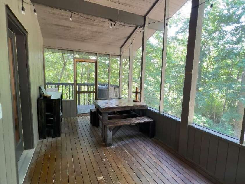 394 Jonathan Lane, Lake Lure, NC 28746.  MLS# CAR4366415, YatesRealty ID 19657. 