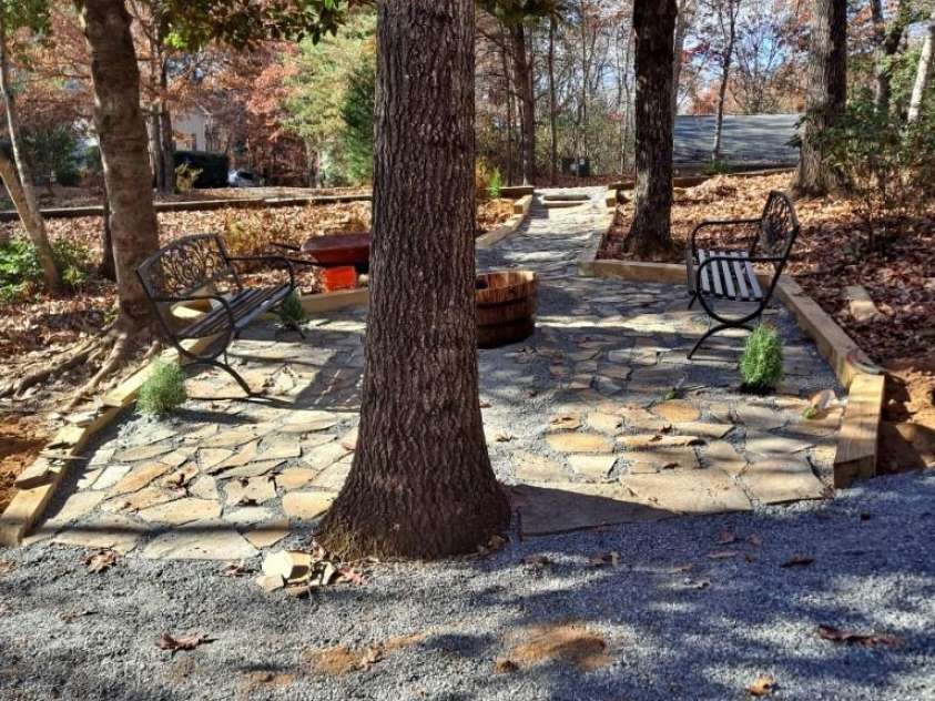 394 Jonathan Lane, Lake Lure, NC 28746.  MLS# CAR4366415, YatesRealty ID 19657. 