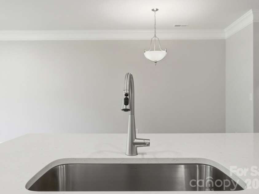 4353 Black Court, Harrisburg, NC 28075.  MLS# CAR4367112, YatesRealty ID 19658. Kitchen