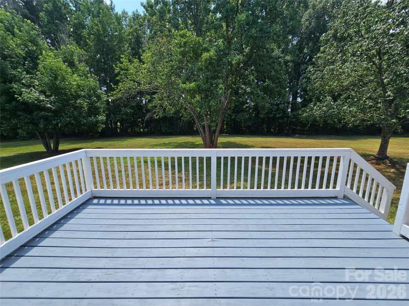 3486 Victorian Hills Drive, Richburg, SC 29729.  MLS# CAR4332522, YatesRealty ID 1966. Backyard Deck