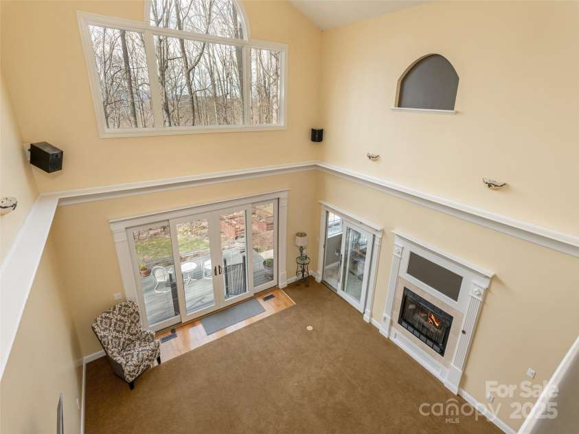 1400 Rambling Oaks Trail, Hendersonville, NC 28739.  MLS# CAR4240485, YatesRealty ID 19661. 