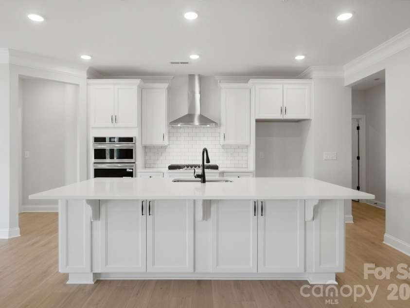 3066 Constitution Lane, Gastonia, NC 28056.  MLS# CAR4322846, YatesRealty ID 19661. Designer kitchen