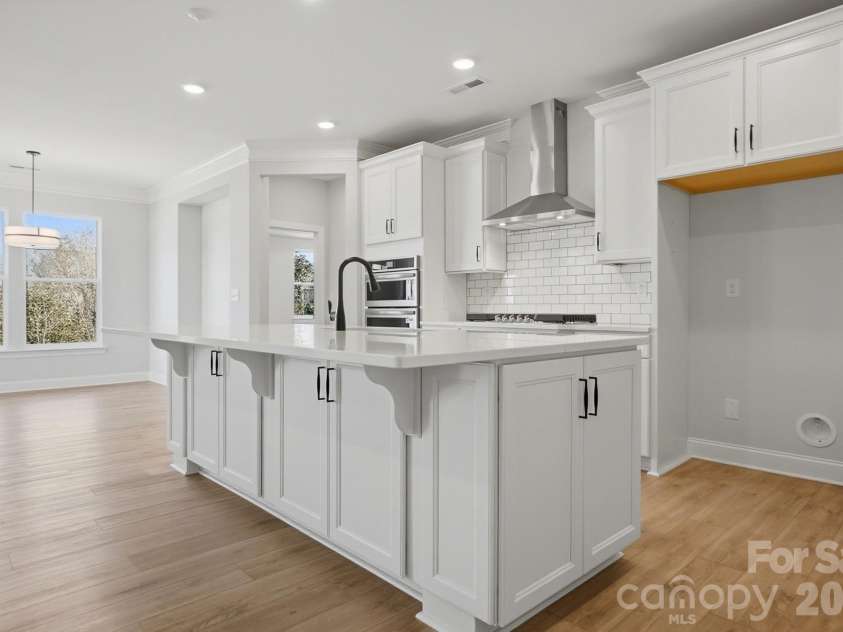 3066 Constitution Lane, Gastonia, NC 28056.  MLS# CAR4322846, YatesRealty ID 19661. Designer kitchen