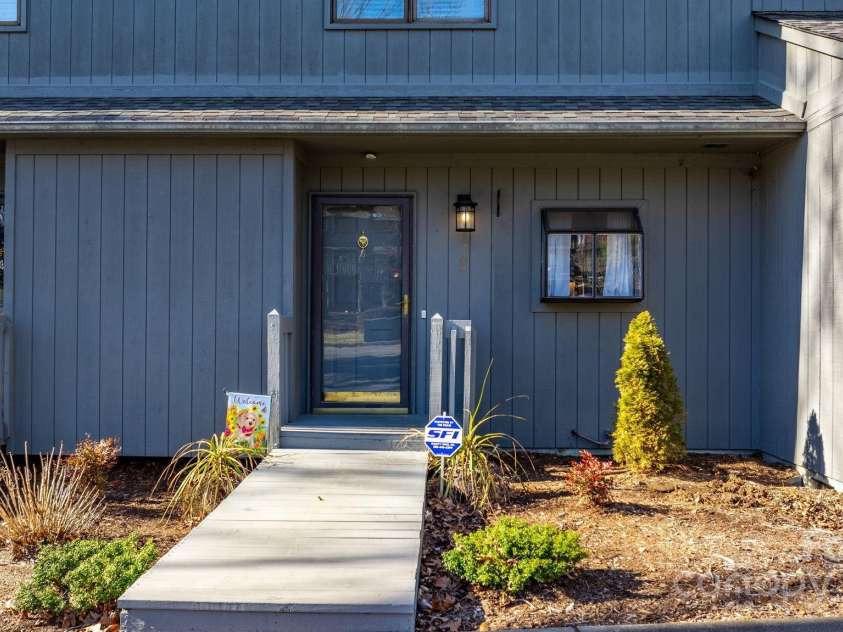 505 Victory Trail, Morganton, NC 28655.  MLS# CAR4219401, YatesRealty ID 19662. 