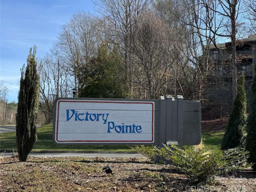 505 Victory Trail, Morganton, NC 28655.  MLS# CAR4219401, YatesRealty ID 19662. 