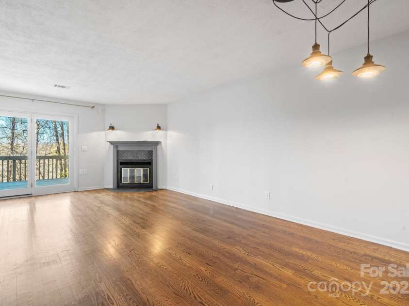 505 Victory Trail, Morganton, NC 28655.  MLS# CAR4219401, YatesRealty ID 19662. 