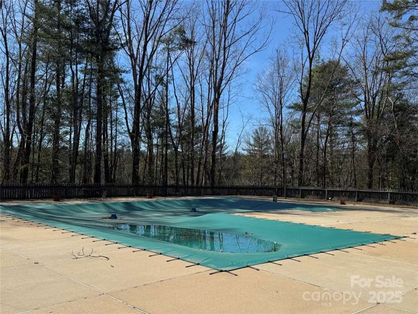 505 Victory Trail, Morganton, NC 28655.  MLS# CAR4219401, YatesRealty ID 19662. 