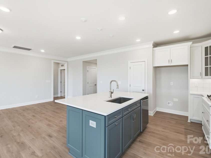 3057 Constitution Lane, Gastonia, NC 28056.  MLS# CAR4359289, YatesRealty ID 19663. Kitchen