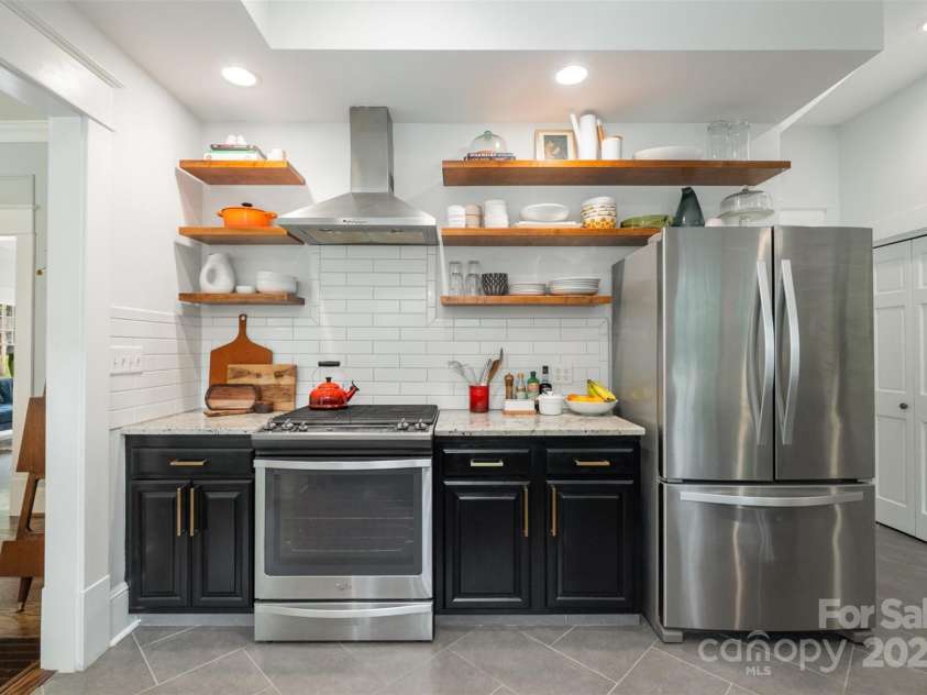 255 South Academy Street, Mooresville, NC 28115.  MLS# CAR4259729, YatesRealty ID 19664. 