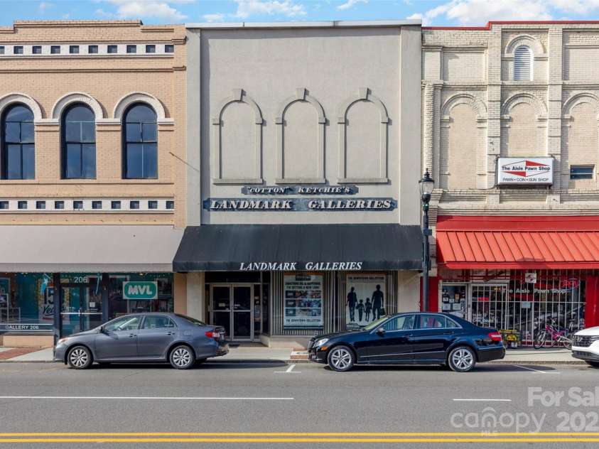 255 South Academy Street, Mooresville, NC 28115.  MLS# CAR4259729, YatesRealty ID 19664. 