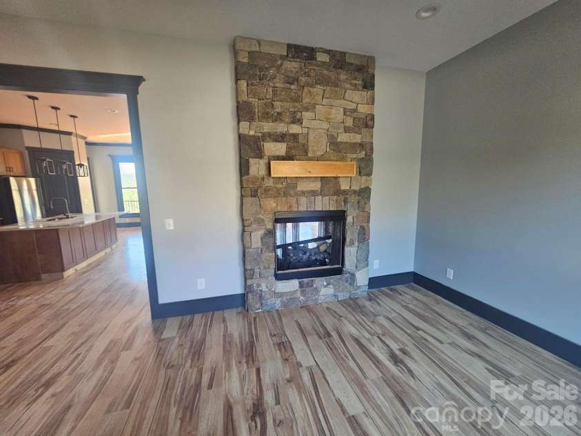 1076 Table View Drive, Morganton, NC 28655.  MLS# CAR4268150, YatesRealty ID 19665. 