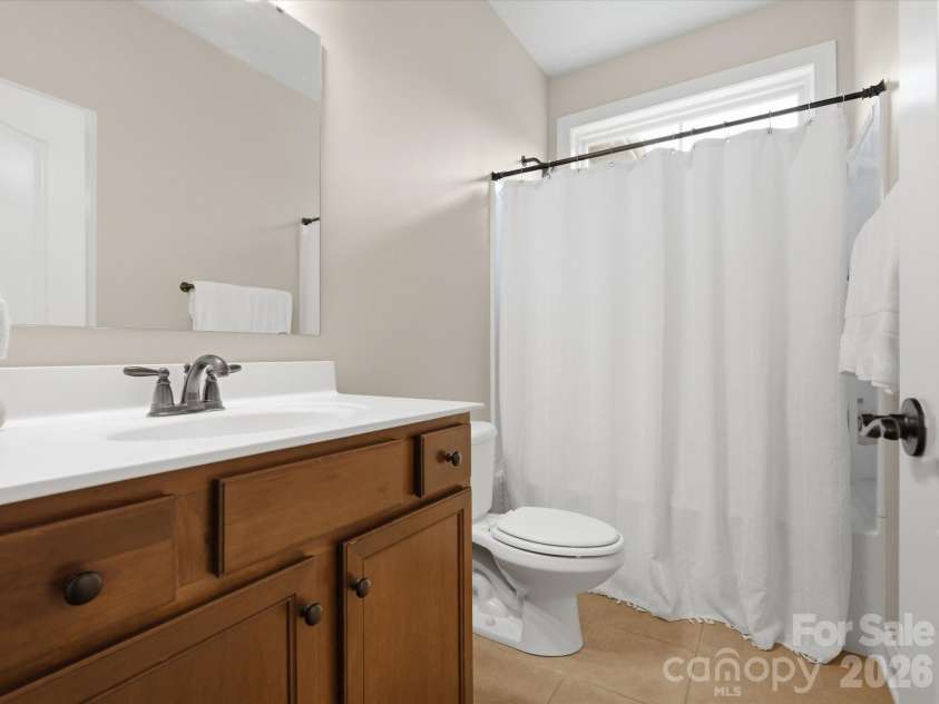5105 Saint Clair Street, Fort Mill, SC 29715.  MLS# CAR4415595, YatesRealty ID 19667. 