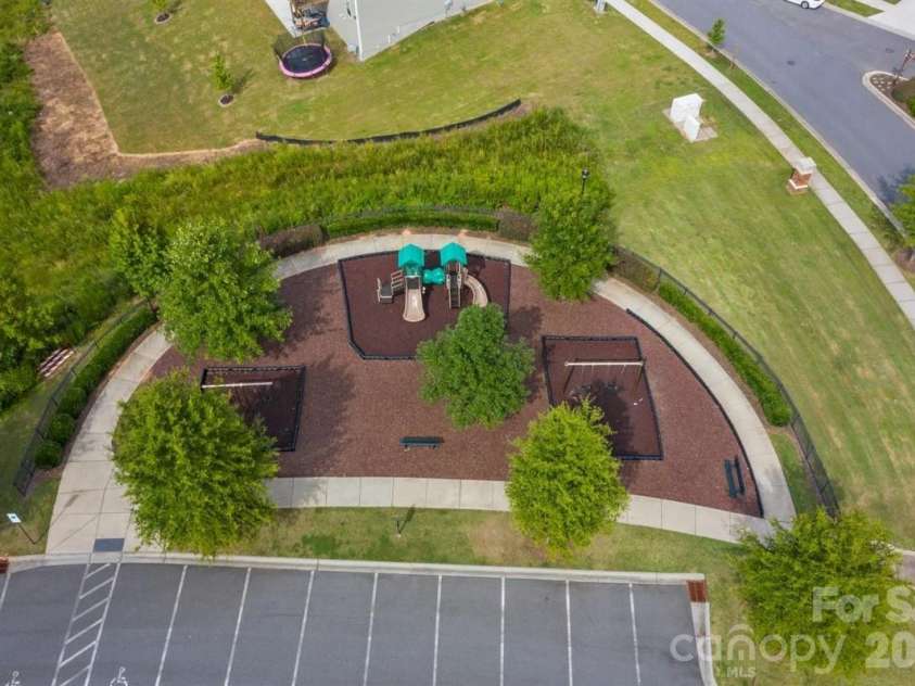 5105 Saint Clair Street, Fort Mill, SC 29715.  MLS# CAR4415595, YatesRealty ID 19667. 