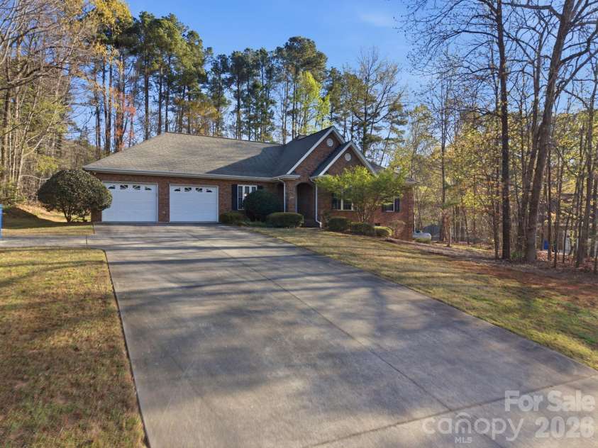 2910 Noritake Trail, Albemarle, NC 28001.  MLS# CAR4362316, YatesRealty ID 19668. 