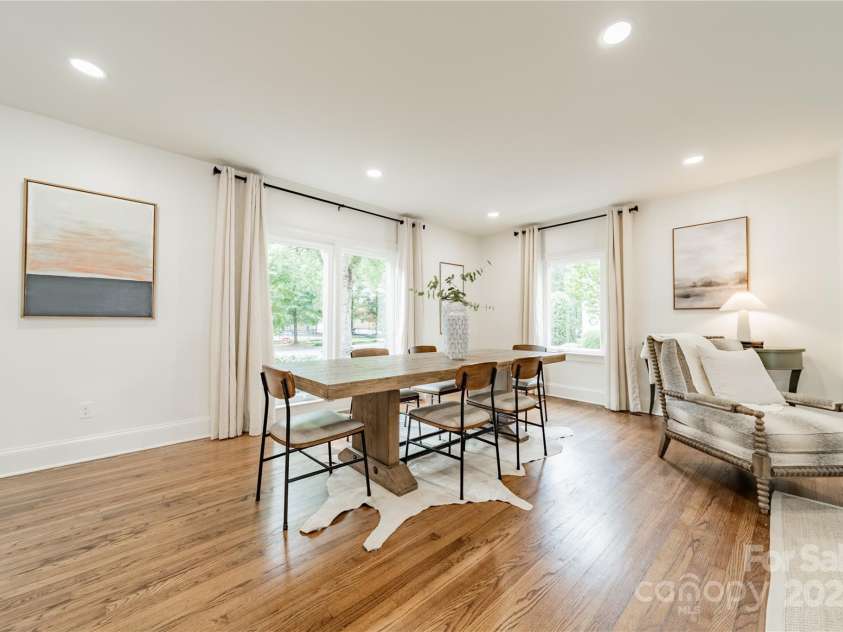 601 Cherokee Road, Charlotte, NC 28207.  MLS# CAR4268170, YatesRealty ID 19669. Dining Room