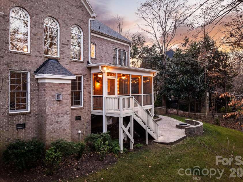 1237 Waynewood Drive, Waxhaw, NC 28173.  MLS# CAR4333962, YatesRealty ID 1967. 