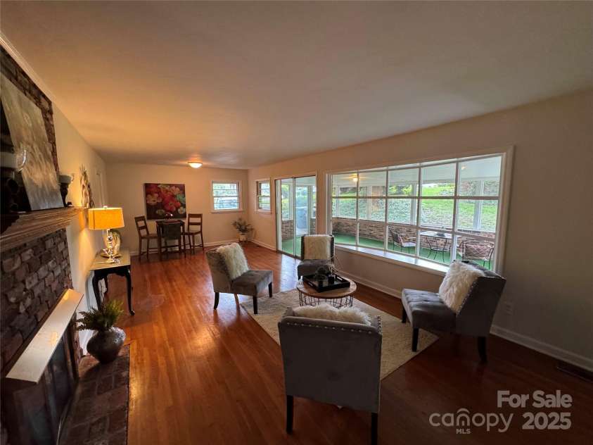 1727 Hartford Drive, Gastonia, NC 28052.  MLS# CAR4195347, YatesRealty ID 1967. 