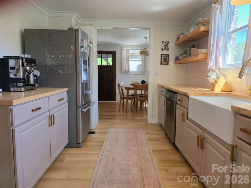 152 Florida Avenue, Forest City, NC 28043.  MLS# CAR4377952, YatesRealty ID 19670. 
