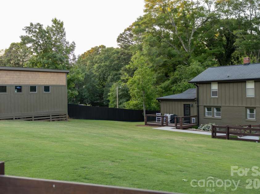 152 Florida Avenue, Forest City, NC 28043.  MLS# CAR4377952, YatesRealty ID 19670. 