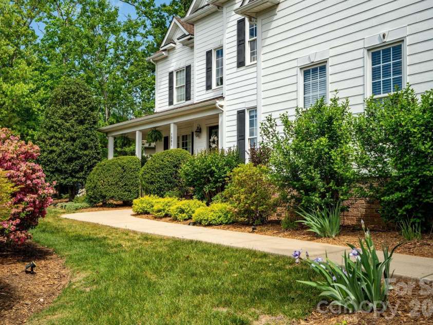 1201 Toteros Drive, Waxhaw, NC 28173.  MLS# CAR4342856, YatesRealty ID 19671. 