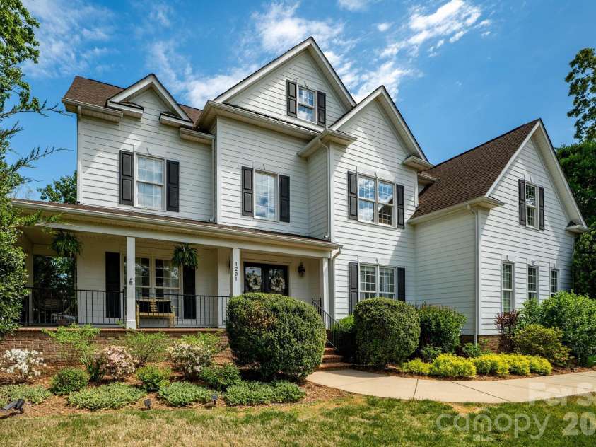 1201 Toteros Drive, Waxhaw, NC 28173.  MLS# CAR4342856, YatesRealty ID 19671. 