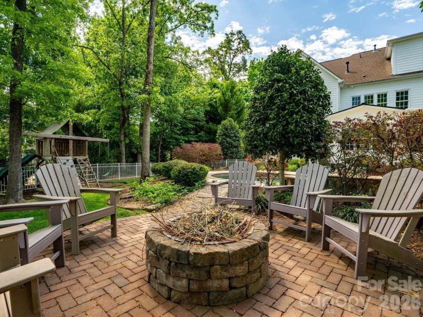1201 Toteros Drive, Waxhaw, NC 28173.  MLS# CAR4342856, YatesRealty ID 19671. 