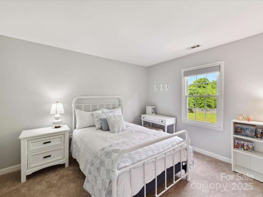 2315 Lawton Bluff Road, Charlotte, NC 28226.  MLS# CAR4255535, YatesRealty ID 19671. 3rd bedroom upstairs features new carpet