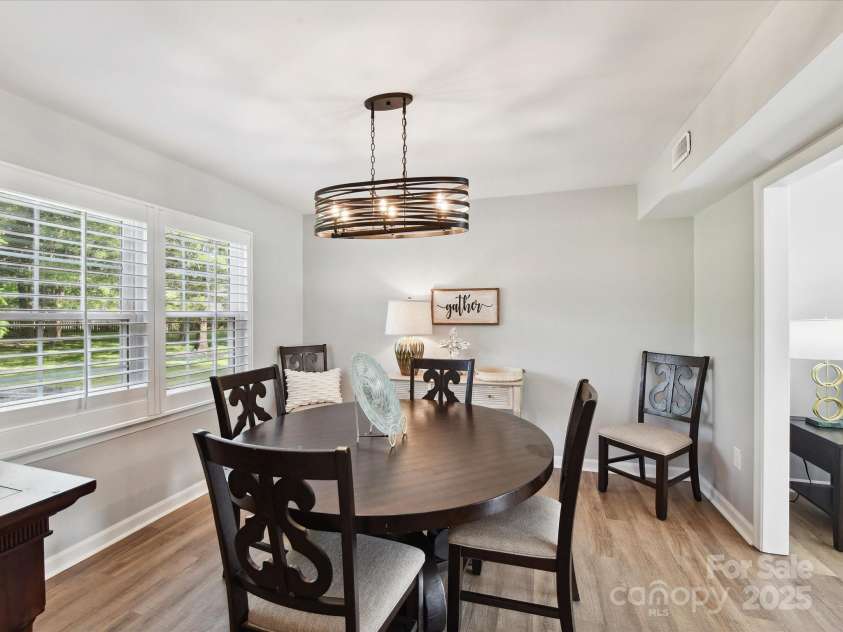 2315 Lawton Bluff Road, Charlotte, NC 28226.  MLS# CAR4255535, YatesRealty ID 19671. Dining Room with lovely views of the large fully fenced backyard!