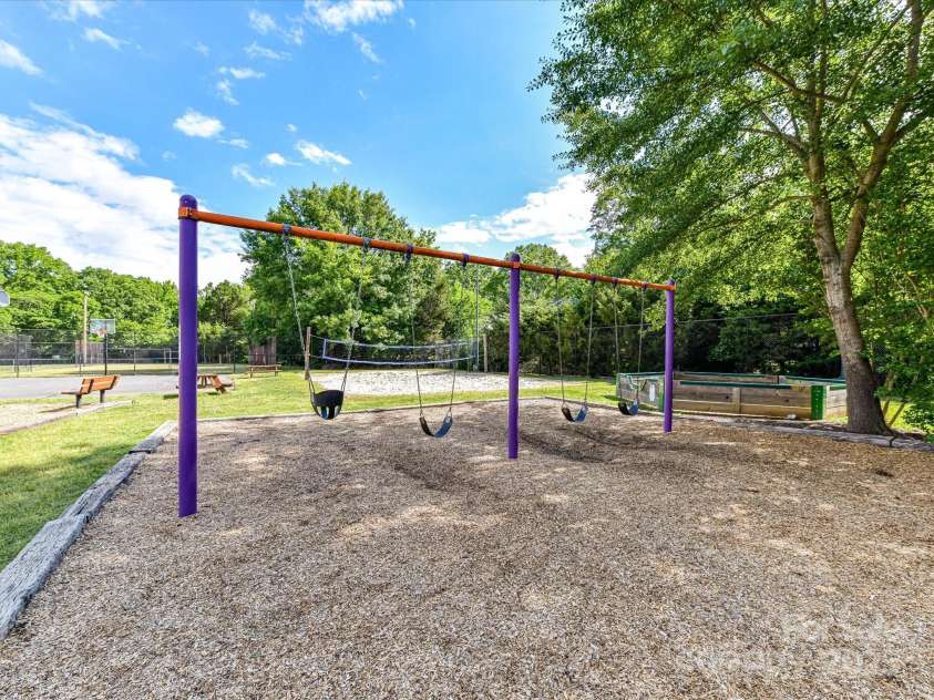 2315 Lawton Bluff Road, Charlotte, NC 28226.  MLS# CAR4255535, YatesRealty ID 19671. Neighborhood playground