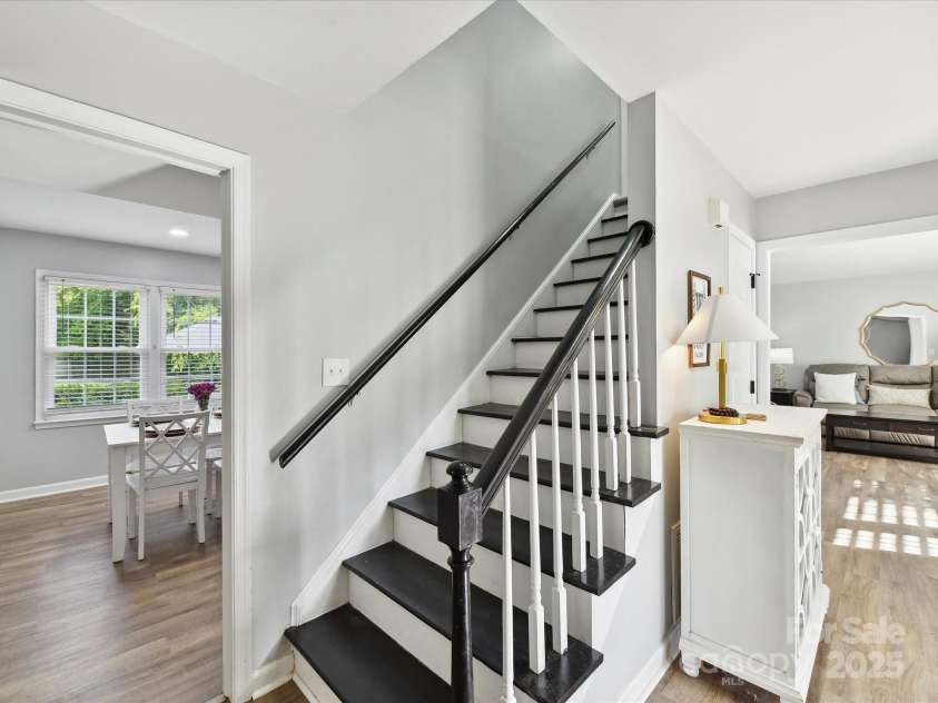 2315 Lawton Bluff Road, Charlotte, NC 28226.  MLS# CAR4255535, YatesRealty ID 19671. Stairwell