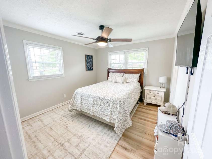 701 Bethlehem Church Road, Kings Mountain, NC 28086.  MLS# CAR4260254, YatesRealty ID 19672. 