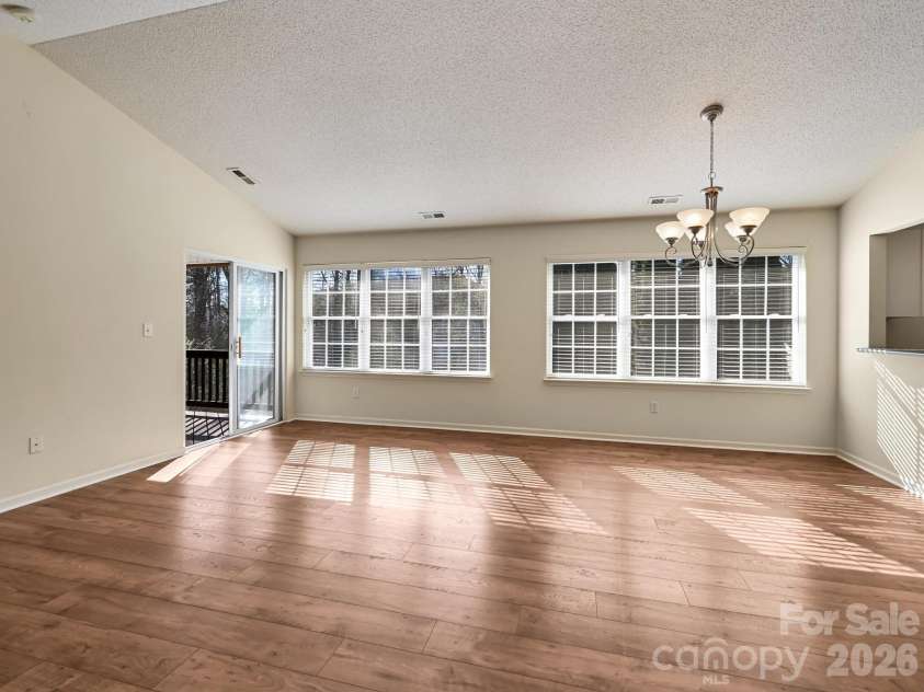 72 Creeks End Circle, Mills River, NC 28759.  MLS# CAR4365753, YatesRealty ID 19672. 
