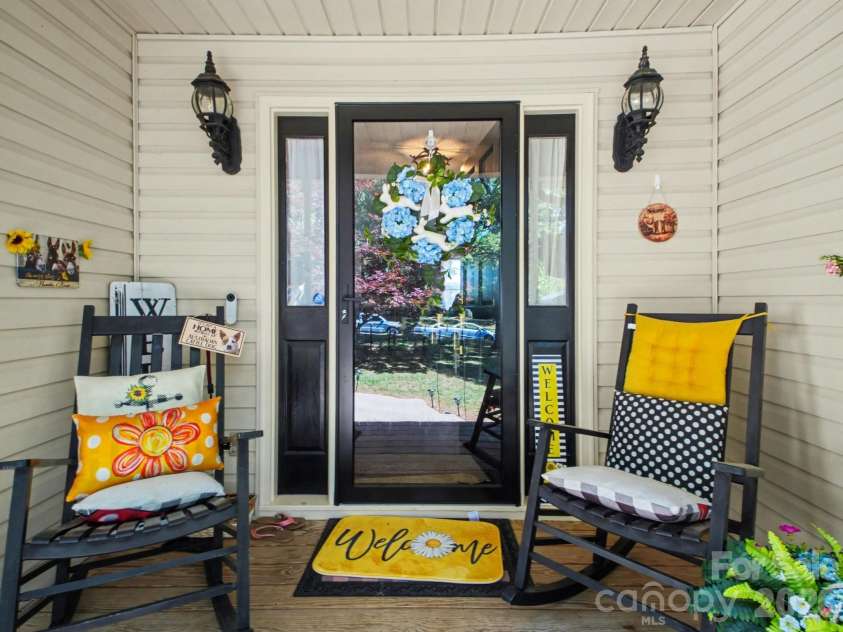 1706 Whitney Lane, Salisbury, NC 28146.  MLS# CAR4372560, YatesRealty ID 19674. 