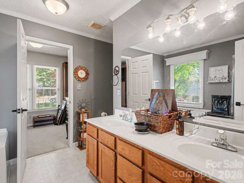 1706 Whitney Lane, Salisbury, NC 28146.  MLS# CAR4372560, YatesRealty ID 19674. 