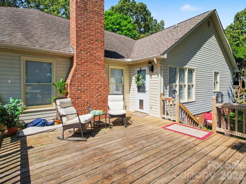 1706 Whitney Lane, Salisbury, NC 28146.  MLS# CAR4372560, YatesRealty ID 19674. 