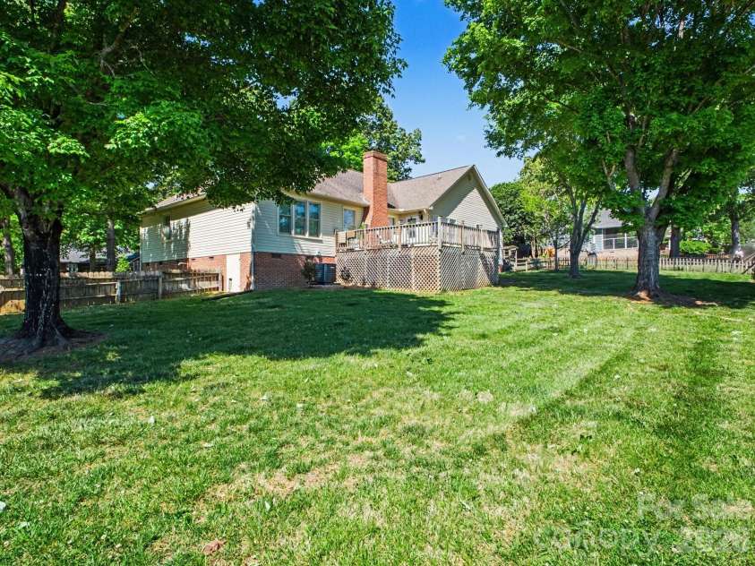 1706 Whitney Lane, Salisbury, NC 28146.  MLS# CAR4372560, YatesRealty ID 19674. 
