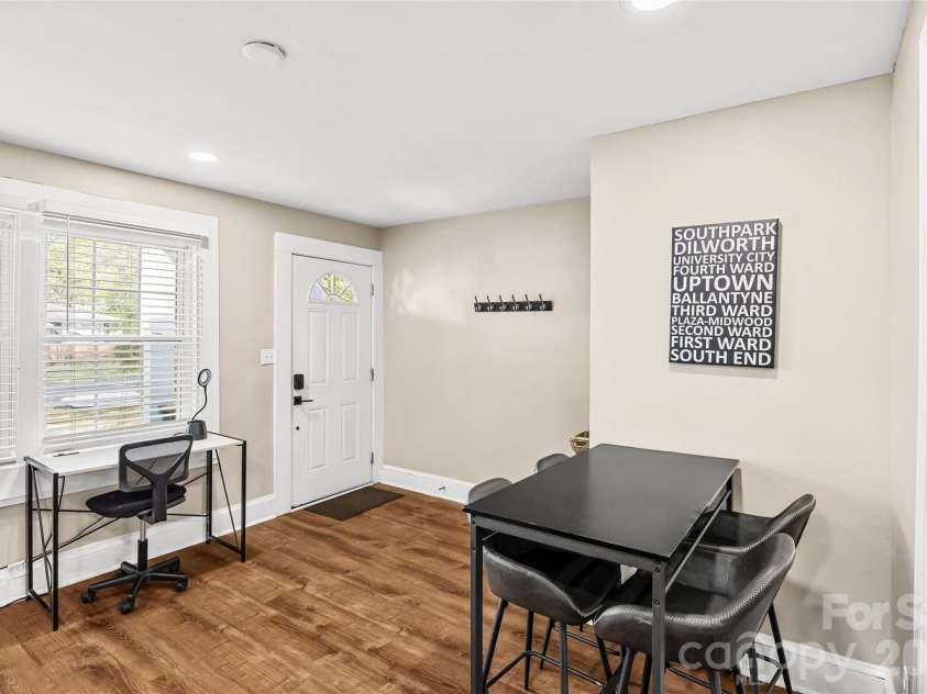 2738 Catalina Avenue, Charlotte, NC 28206.  MLS# CAR4368552, YatesRealty ID 19675. 