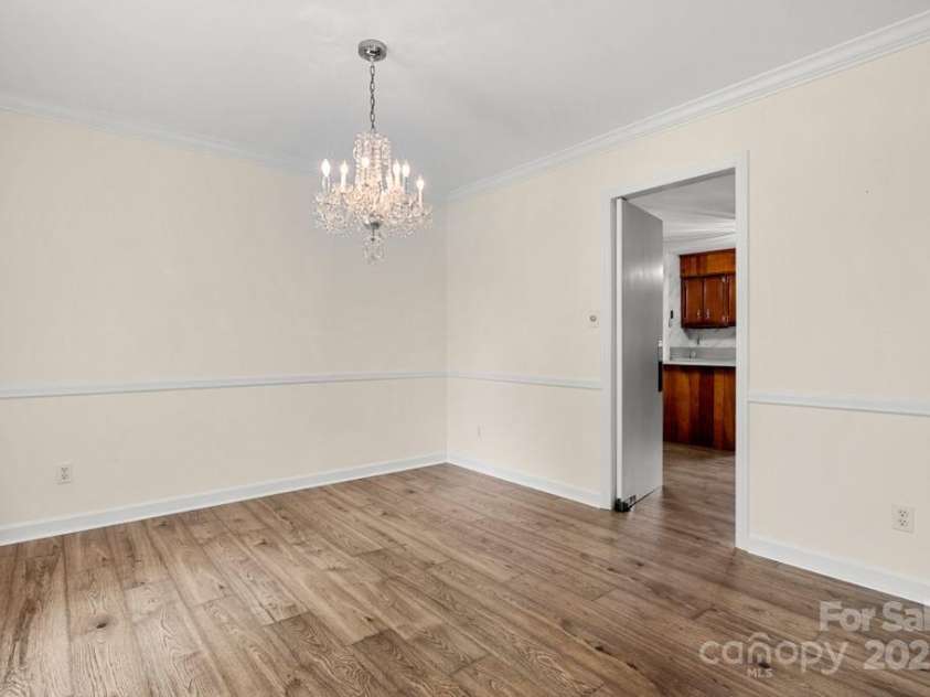 12117 Idlewild Road, Matthews, NC 28105.  MLS# CAR4255082, YatesRealty ID 19676. 