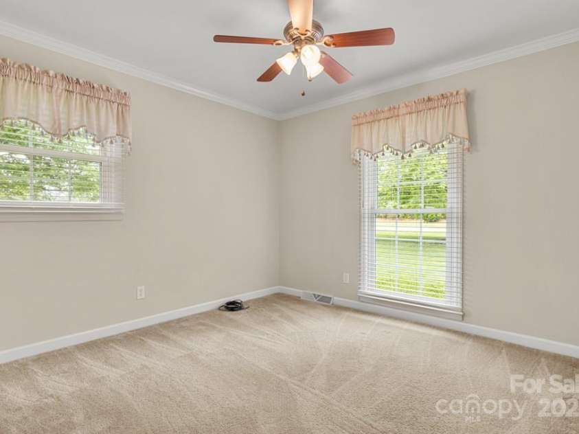 12117 Idlewild Road, Matthews, NC 28105.  MLS# CAR4255082, YatesRealty ID 19676. 