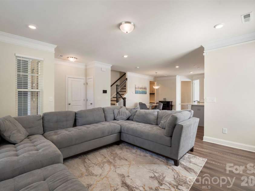 2004 Blewett Drive, Charlotte, NC 28269.  MLS# CAR4365998, YatesRealty ID 19676. 