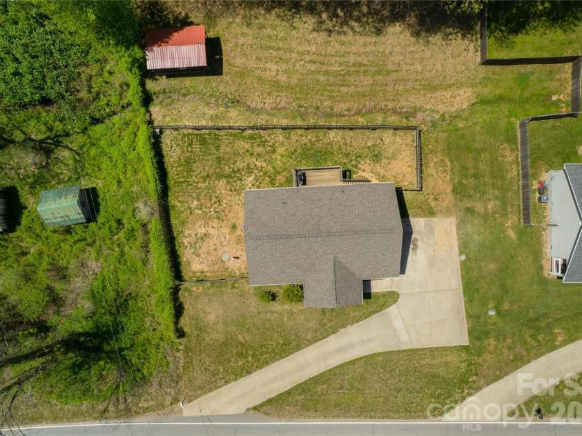 3674 New Leicester Highway, Leicester, NC 28748.  MLS# CAR4371916, YatesRealty ID 19677. 