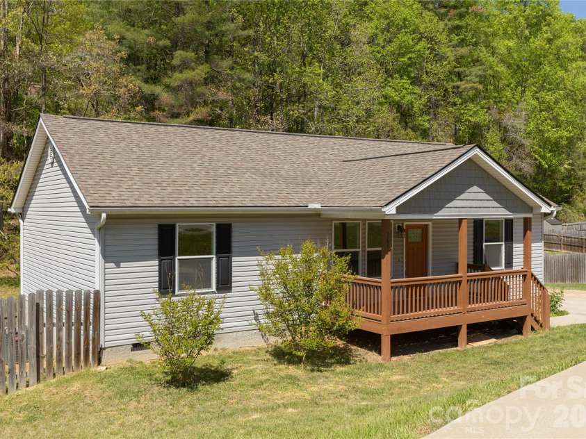 3674 New Leicester Highway, Leicester, NC 28748.  MLS# CAR4371916, YatesRealty ID 19677. 