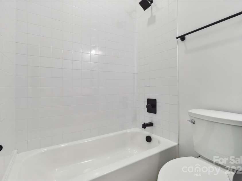 113 Woodside Avenue, Gastonia, NC 28054.  MLS# CAR4268881, YatesRealty ID 19678. 