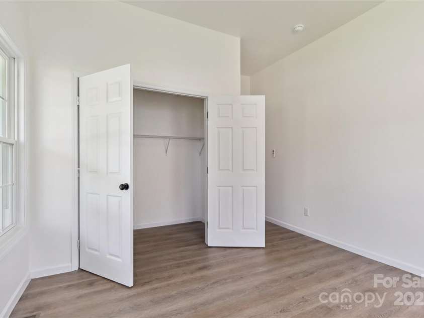 113 Woodside Avenue, Gastonia, NC 28054.  MLS# CAR4268881, YatesRealty ID 19678. 