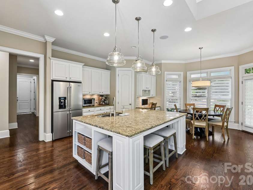 209 Glenmoor Drive, Waxhaw, NC 28173.  MLS# CAR4371212, YatesRealty ID 19678. 