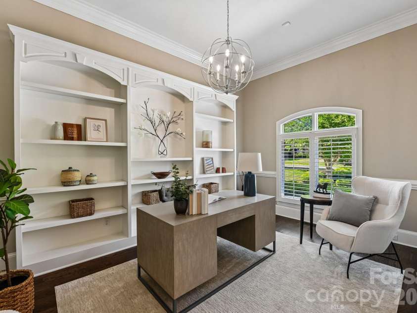 209 Glenmoor Drive, Waxhaw, NC 28173.  MLS# CAR4371212, YatesRealty ID 19678. 